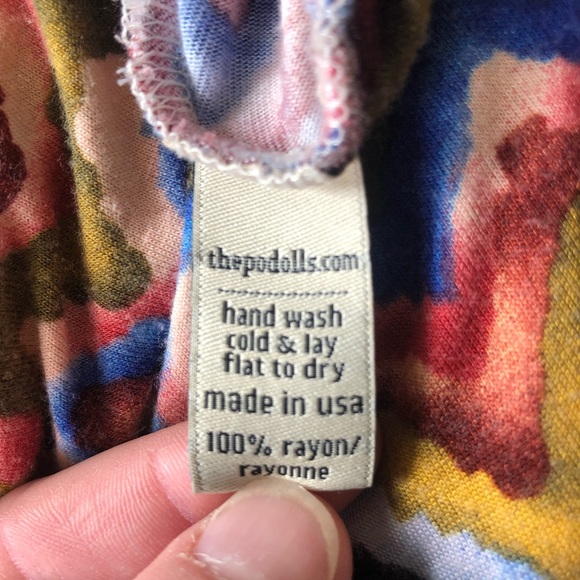 The Podolls multi-colored waterfall style top - Picture 5 of 5